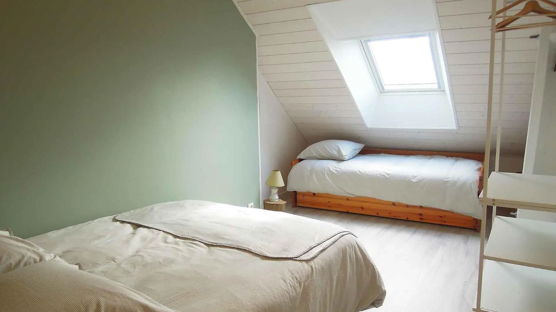 Terre De Metamorphose Eco-Gites Chelun 0*,  France